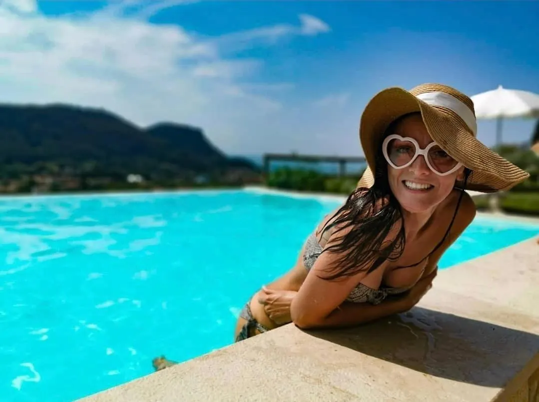 Relais Villa Olivi contacts
