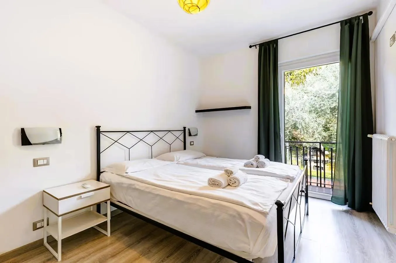 Relais Villa Olivi Costermano Aparthotel