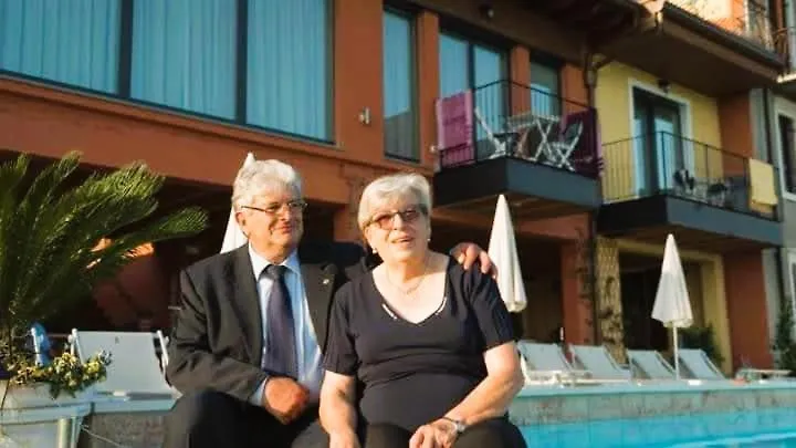 Relais Villa Olivi Costermano