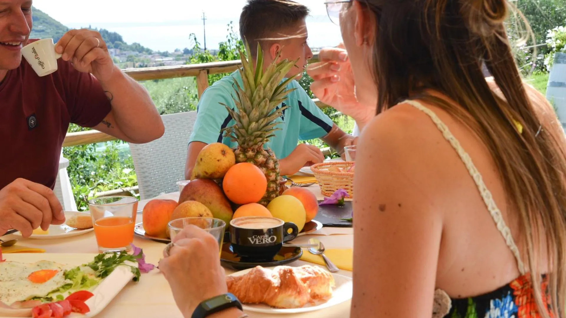 Relais Villa Olivi Costermano 3*,  Italy