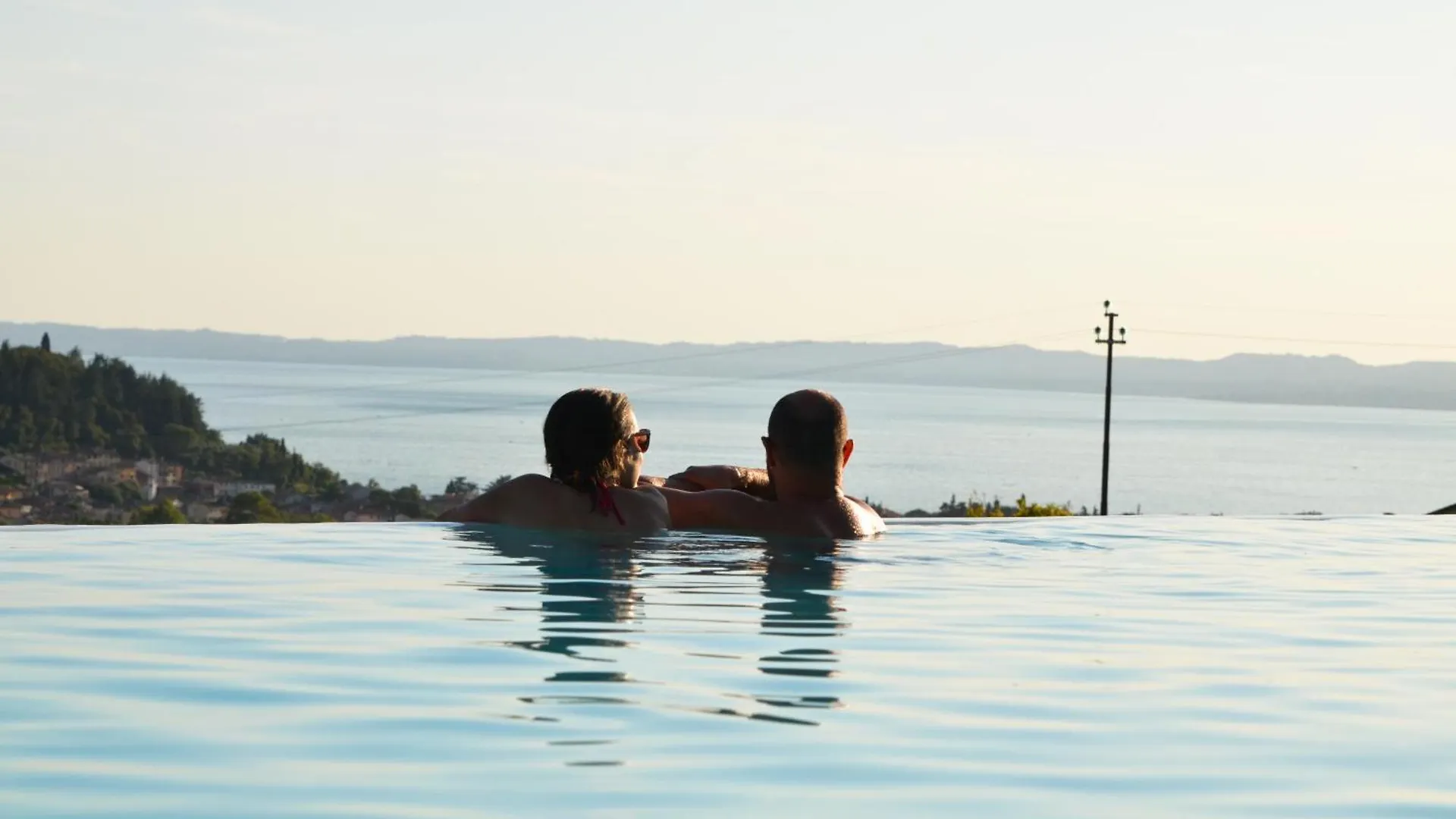 *** Aparthotel Relais Villa Olivi Costermano Italy