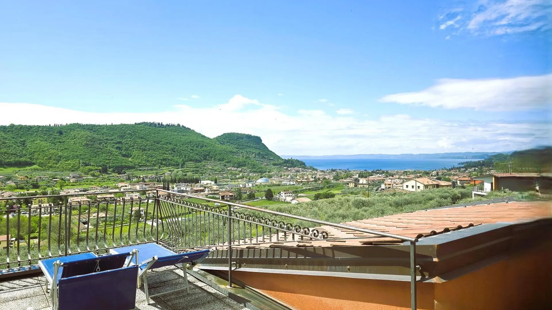 Relais Villa Olivi Costermano Italy